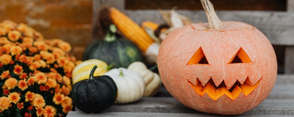 pumpkin carved for hallowe'en